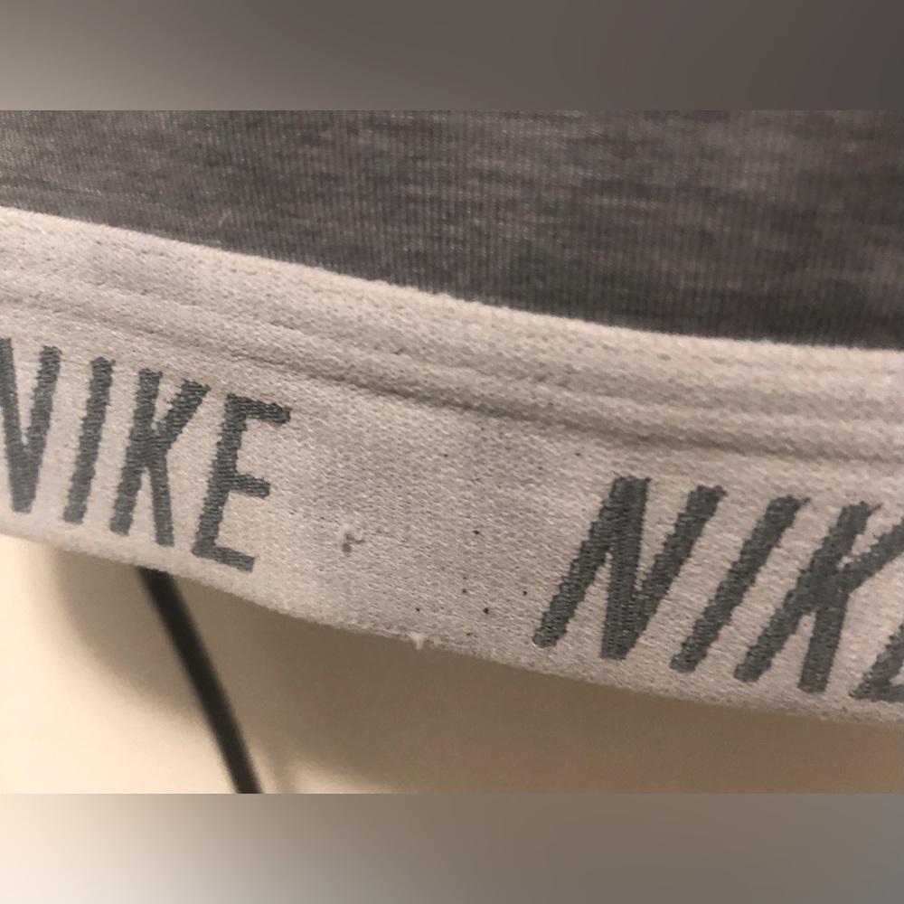 Nike Swoosh Dri-Fit Women's Medium Support Unpadded Sports Bra EC Size M - Picture 3 of 5